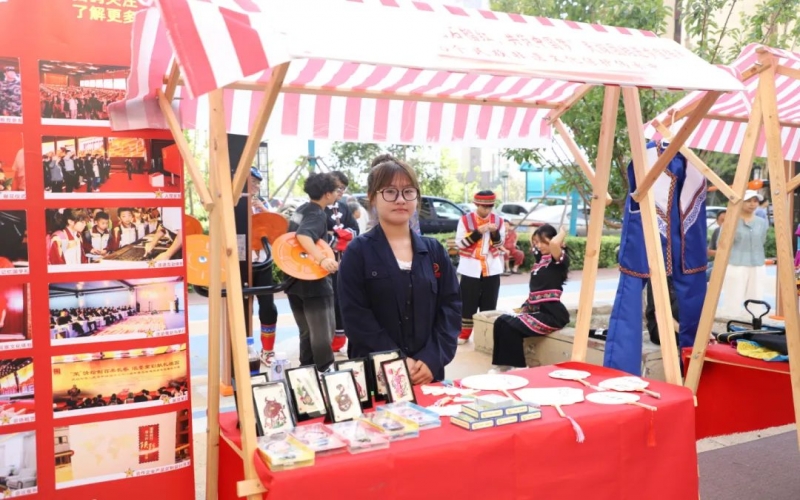 津南區(qū)民族團(tuán)結(jié)進(jìn)步宣傳月啟動，時代記憶精彩亮相